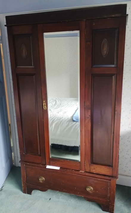 Photo of free Antique Wardrobe (Burbage SK17) #1