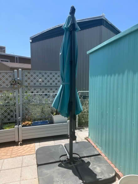 Photo of free patio umbrella and stand (Carson) #3