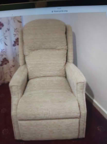 Photo of free cream armchair (Waverton CH3) #1