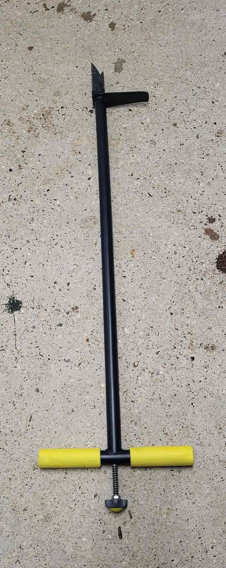 Photo of free Colwelt weed puller tool (Hunstanton PE36) #1