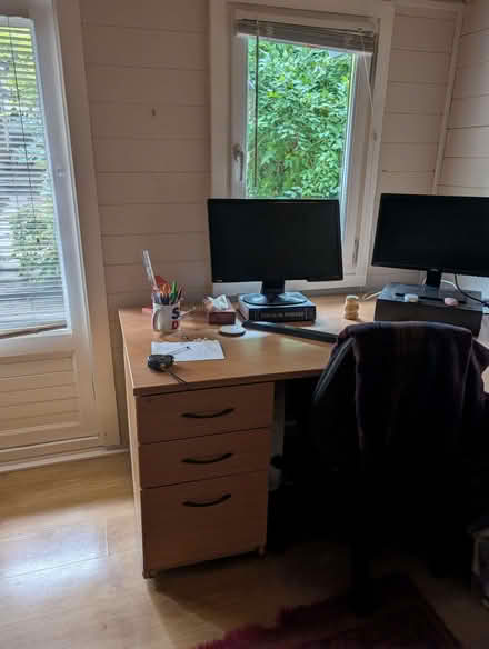 Photo of free Office desk (Strood ME2) #3