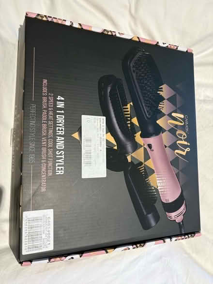 Photo of free Carmen Noir Hairdryer Set (Weybridge KT13) #1