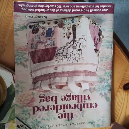 Photo of free A Pattern Book on How to Make a Patchwork Bag (Rayleigh SS6) #1