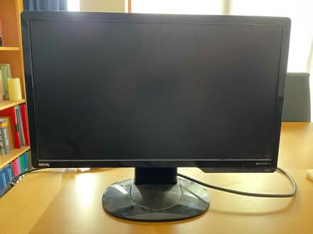 Photo of free Benq G2222HDL 21.5” monitor (Wapping E1W) #1
