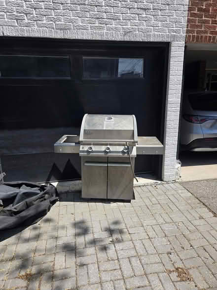 Photo of free Gas Line Napoleon BBQ (Trinity Bellwoods area) #1