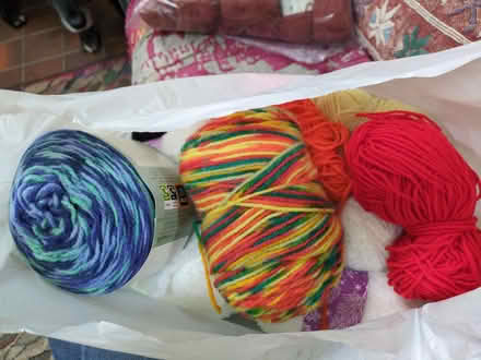 Photo of free Carrier bag mixed knitting yarn, mostly cream and white (Halton LA2) #1