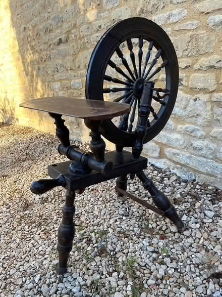 Photo of free Antique Spinning Wheel (Wheatley OX33) #1
