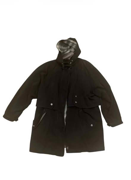 Photo of free Carlo Briani Woman’s Coat (Brooklyn Storage) #1