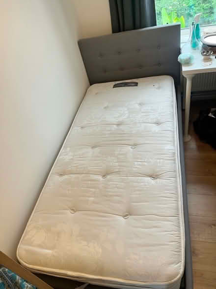 Photo of free Single bed with mattress (SE8) #1