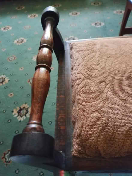 Photo of free Piano stool (Woodthorpe NG5) #4