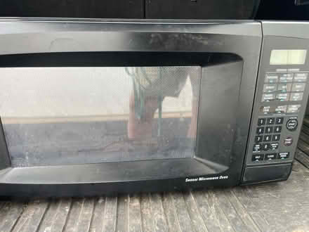 Photo of free working, GE Microwave (Mundelein) #1