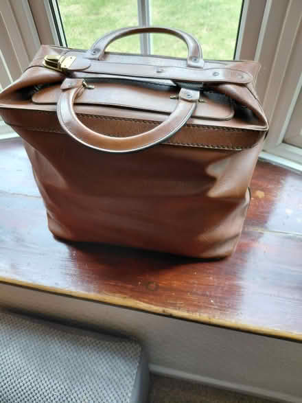 Photo of free Holdall bag (Twyford RG10) #1