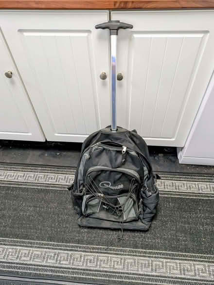 Photo of free bag[ shoulder or on its 2 wheels. (Chorley Moor PR7) #2