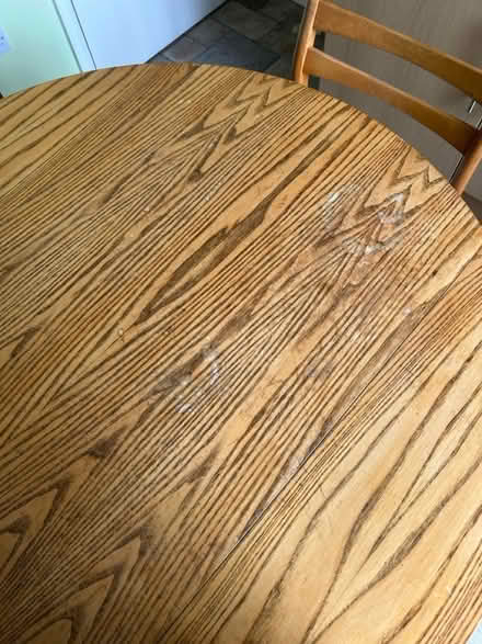 Photo of free Drop leaf table and 4 chairs (Bletchley MK3) #4