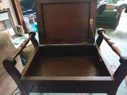Photo of free Piano stool (Woodthorpe NG5) #2