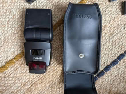 Photo of free Canon EOS 350D DSLR(?) (By Ealing hospital UB2) #4