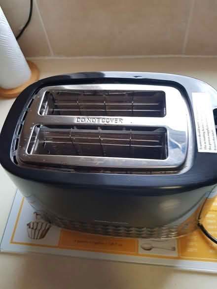 Photo of free 2 slice toaster (Northallerton DL7 8TU) #1