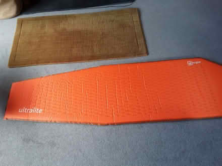 Photo of free Tent, pillow, sleeping mat (Balgillo DD5) #1