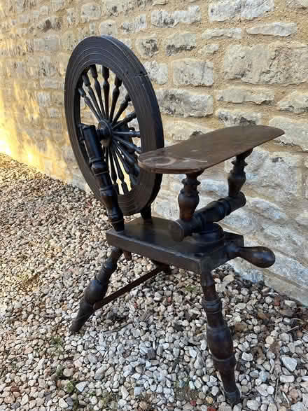 Photo of free Antique Spinning Wheel (Wheatley OX33) #4