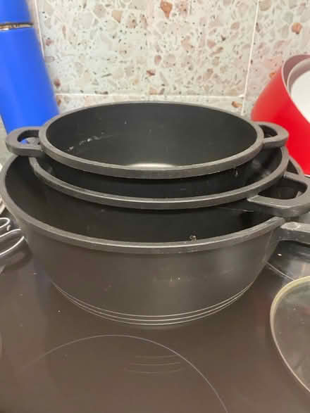 Photo of free 3 Saucepans/casserole dishes (Holloway N7) #1