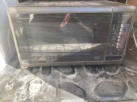 Photo of free panosonic microwave oven modei (Heworth YO31) #1
