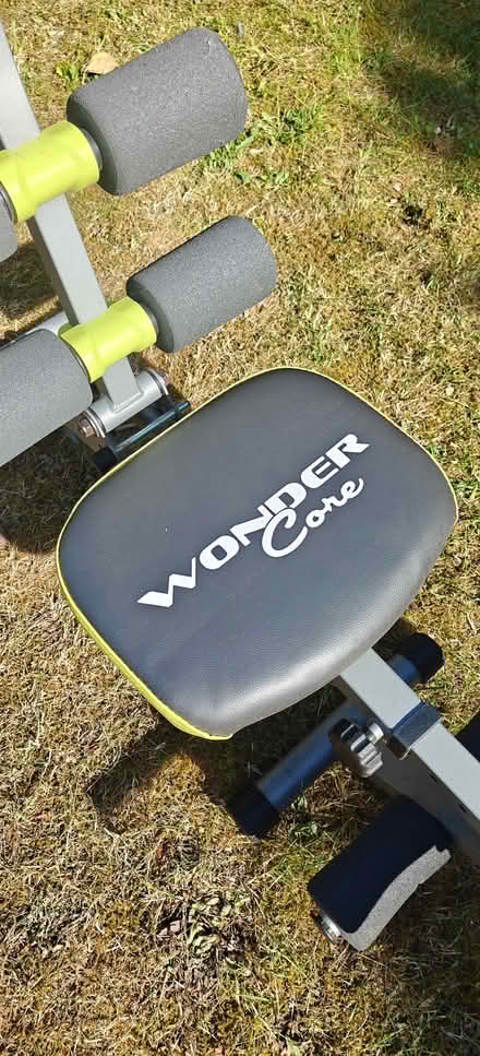 Photo of free Wonder Core: Compact exercise machine (Send GU23) #1