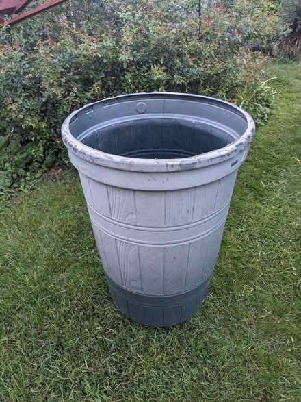 Photo of free champion parsnip growing container pot tub (Ranmoor S10) #1