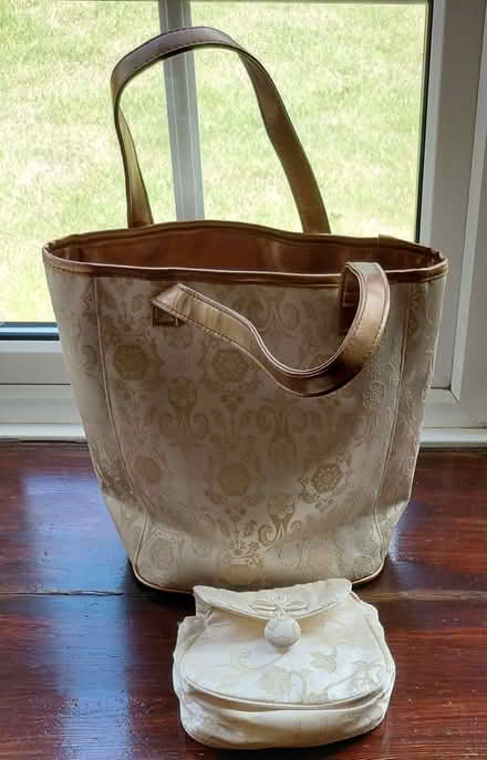 Photo of free Bucket bag (Twyford RG10) #1