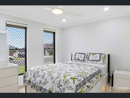 Photo of free Bed , Bedside & dresser (52 lilydale Drive, woodcroft) #1