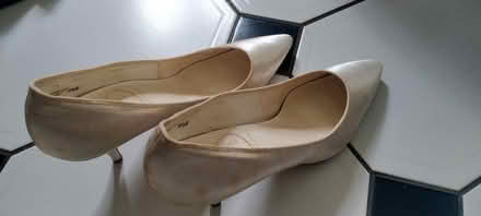 Photo of free Very old pair of court shoes (Kennington OX1) #3