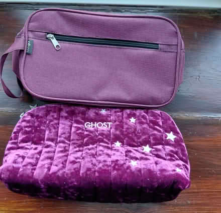 Photo of free Men Ladies bag (Twyford RG10) #1