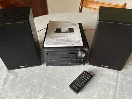Photo of free CD Stereo (Cheadle Hulme SK8) #1