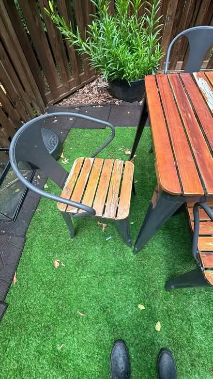 Photo of free Outdoor dining set (Columbia) #2