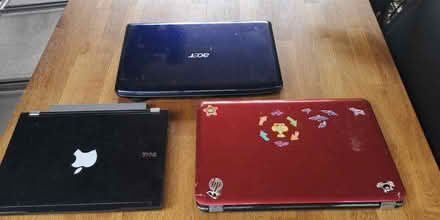 Photo of free 3 old laptops (KT6 7) #1