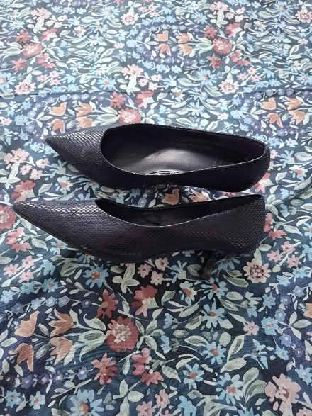Photo of free Navy court shoes 6.5W (Dronfield Woodhouse S18) #1