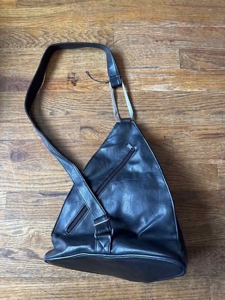 Photo of free Cute Little Shoulder Bag (Clason Point Bronx NY) #2