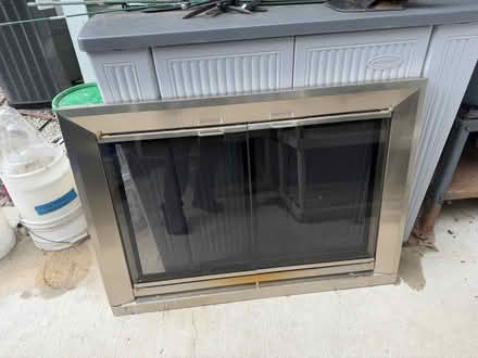 Photo of free Fireplace doors with screen (Mundelein IL) #1