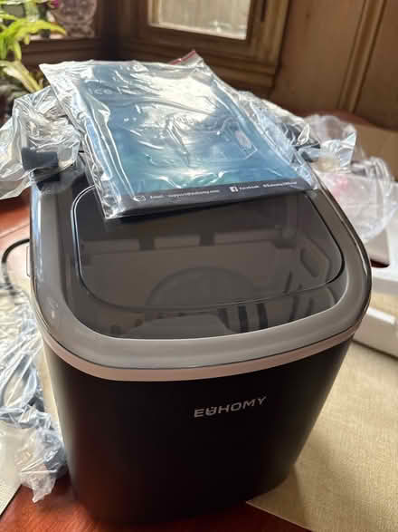 Photo of free New ice maker (Baywood) #1