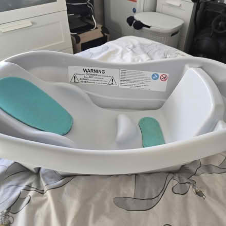 Photo of free Baby bath (Bellingham SE6) #1