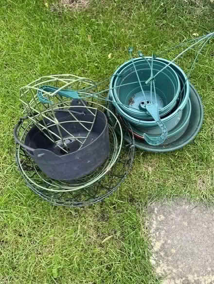 Photo of free Hanging baskets (Havering Grange RM3) #1