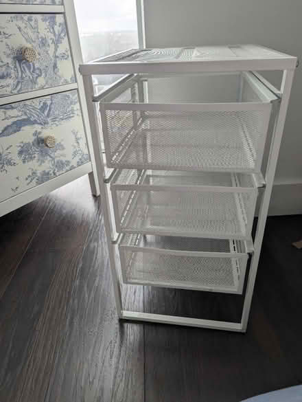 Photo of free Drawer set (Colliers Wood SW19) #1