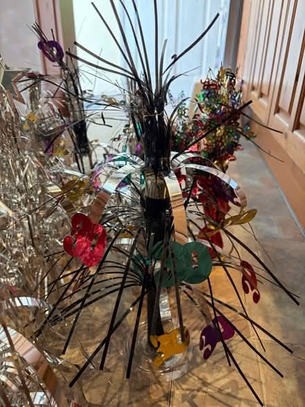 Photo of free 30th Birthday table decorations (Ash GU12) #2