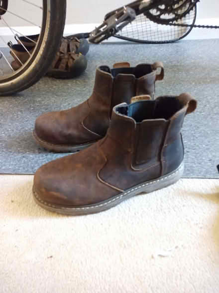 Photo of free Steel Toecap Slip-on Boots (New Malden KT33AA) #2