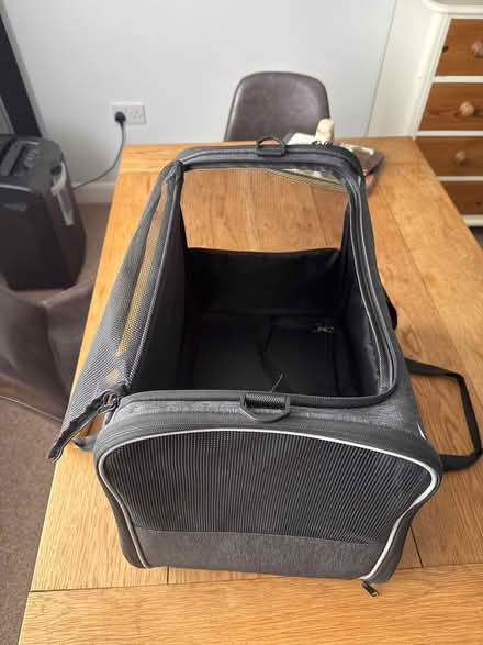 Photo of free Cat carrier (CO15 3HY Clacton on Sea) #4