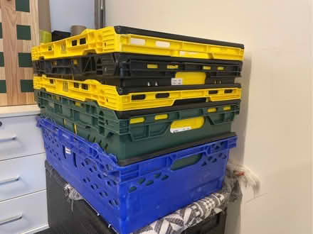Photo of free 5 plastic crates (Shoreditch EC1V) #1