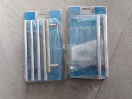 Photo of free Various cabinet handles (Haydon wick SN25) #1