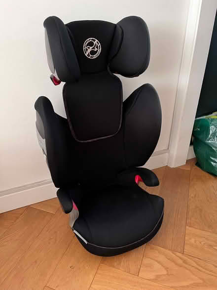 Photo of free Child's car seat. (St Ann's Wells Gardens area BN3) #1