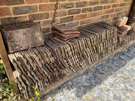 Photo of free Kent peg clay roof tiles - circa 300 (St John's TN13) #1