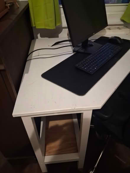 Photo of free White wood corner desk (RG30) #1