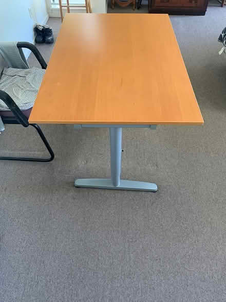 Photo of free Desk with adjustable height (Downtown San Rafael near 101) #1